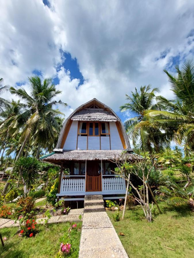 Sunari Beach Resort Selayar Matalalang Room photo